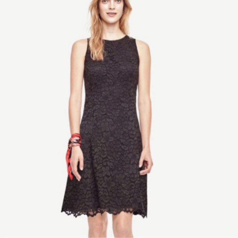 Black Elegant Ann Taylor Lace Flare Dress Sleeveless Little Black LBD Size 0